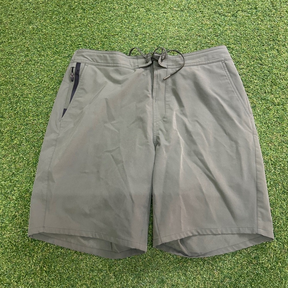 Ten Thousand Interval Shorts Mens Large Olive Green Lined 7 Inch Inseam Training